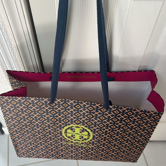 TORY BURCH LARGE SHOPPING BAG 16”x 12” x 6”, Tory Burch Tissue Paper & Sticker - Picture 2 of 6